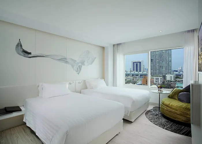 Centara Watergate Pavilion 4* Bangkok