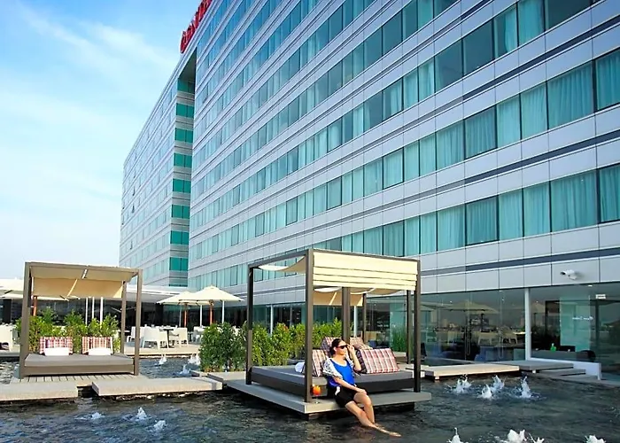Centara Watergate Pavilion Hotel Bangkok