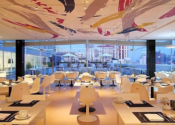 Centara Watergate Pavilion ホテル 4*