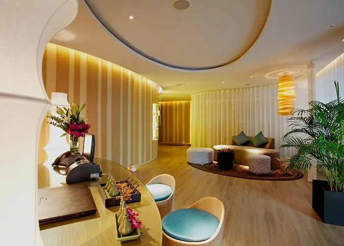 Centara Watergate Pavilion 4* 曼谷