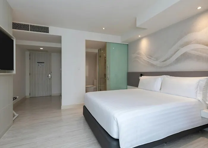 Centara Watergate Pavilion Hotel 4*