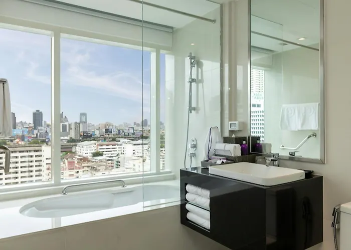 Centara Watergate Pavilion Hotel 4*