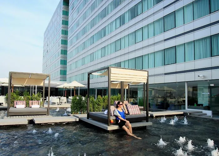 Hotel Centara Watergate Pavilion 4*
